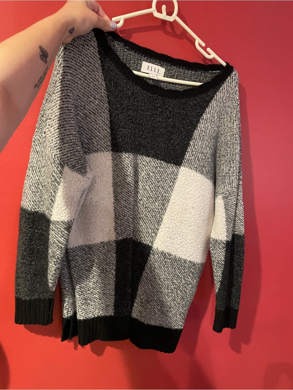 ELLE Color Block Plaid Knit Sweater Black Gray White Size L